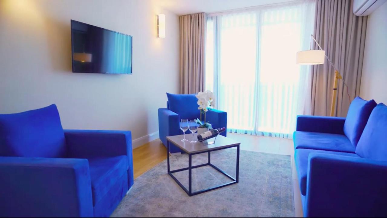 Aparthotel For Batumi Orbi City Kültér fotó