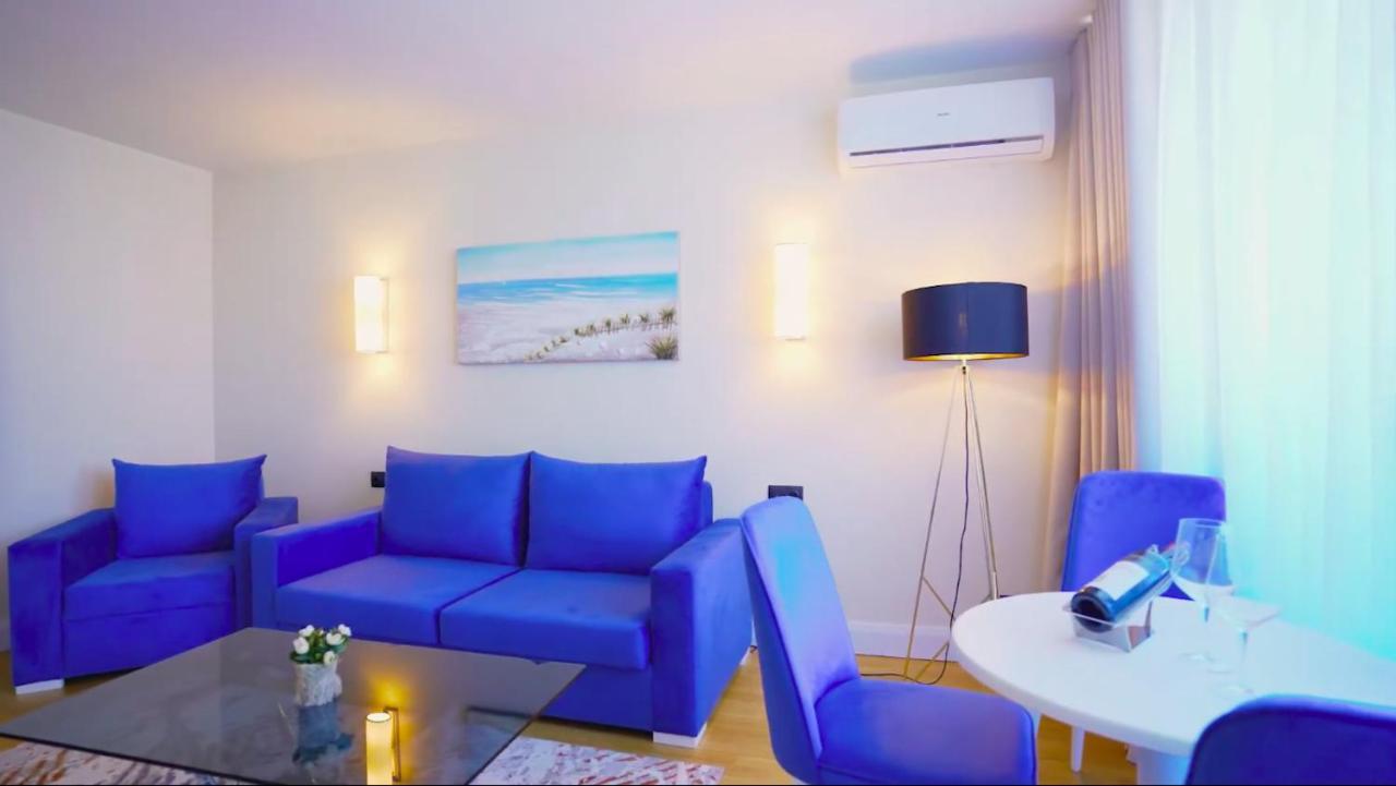 Aparthotel For Batumi Orbi City Kültér fotó