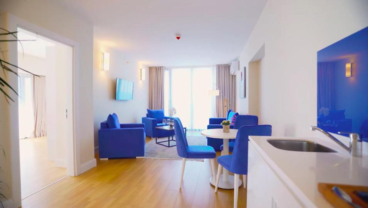 Aparthotel For Batumi Orbi City Kültér fotó